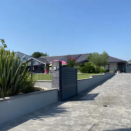 Loft Grand Confort Avec Piscine