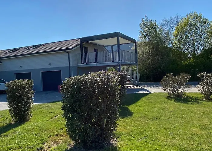 Loft Grand Confort Avec Piscine Montalzat